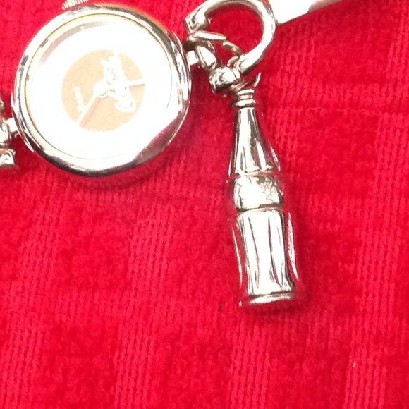 Vintage Ladies Coca Cola Wrist Watch w Coke Bottle Charm - Picture 4 of 6